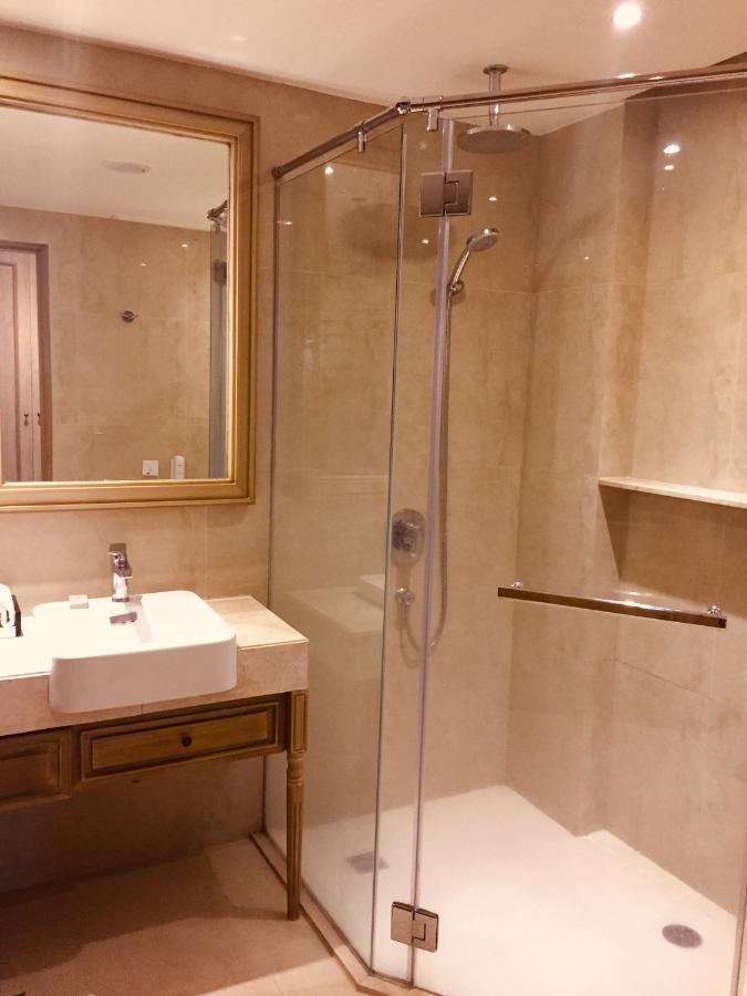 Twin Lakes Hotel Laurel Bagian luar foto